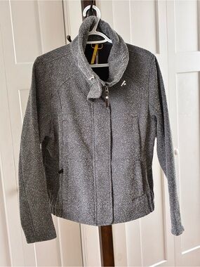 NWOT Lolë Fleece Lined Water Repellent Jacket Gray Sz L EUC